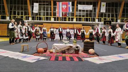 UČENICI NAŠE ŠKOLE NA GODIŠNJEM KONCERTU KUD-A